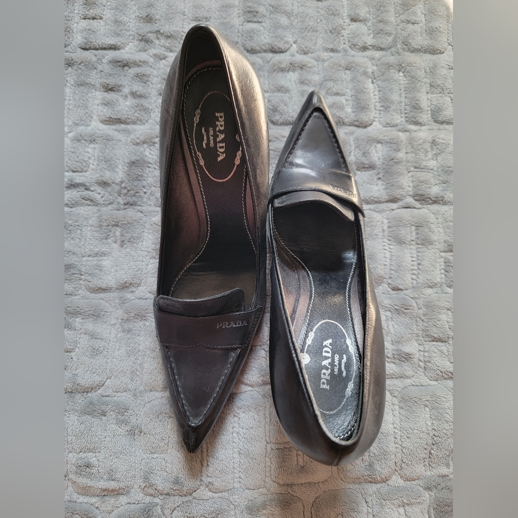 Vintage Black Prada Shoes Size 35.5